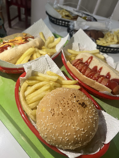 Restaurante con Aché